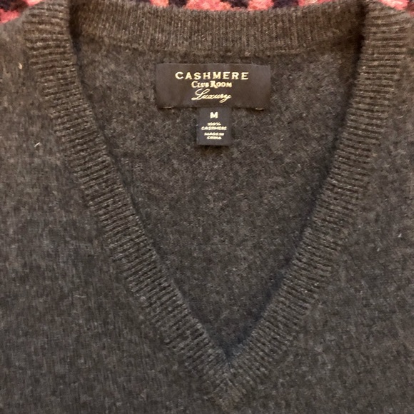 Cashmere Sweater Vest - Picture 1 of 3